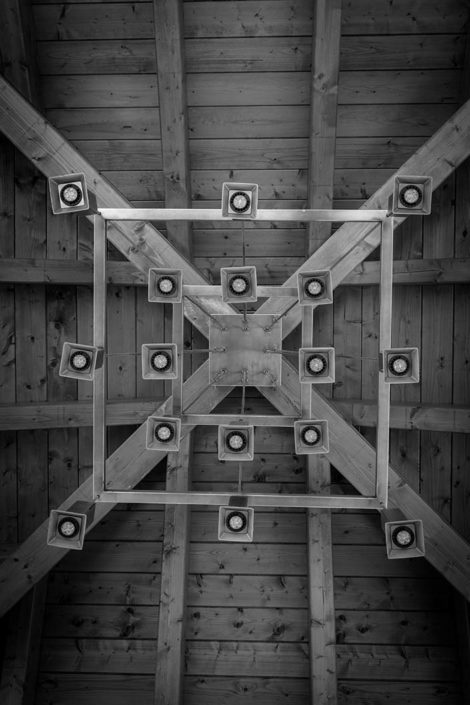 Kronleuchter Atura1 von unten einem Pavillion fotografiert