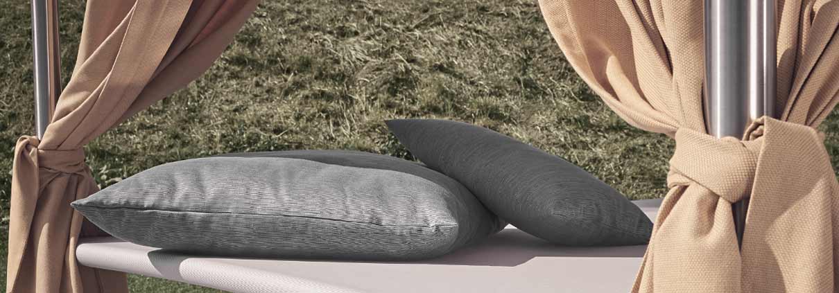 Outdoor Daybeds & Liegen aus Edelstahl von Stilum Home