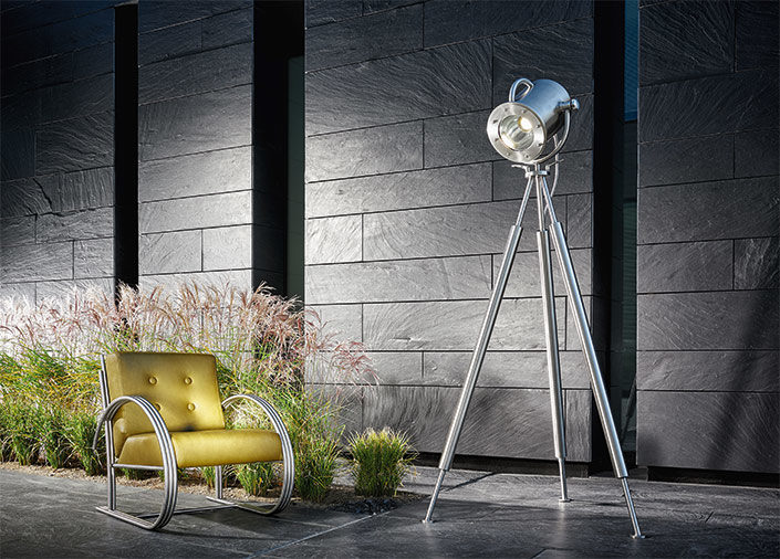 Outdoor Sessel Sellus mit Spotleuchte